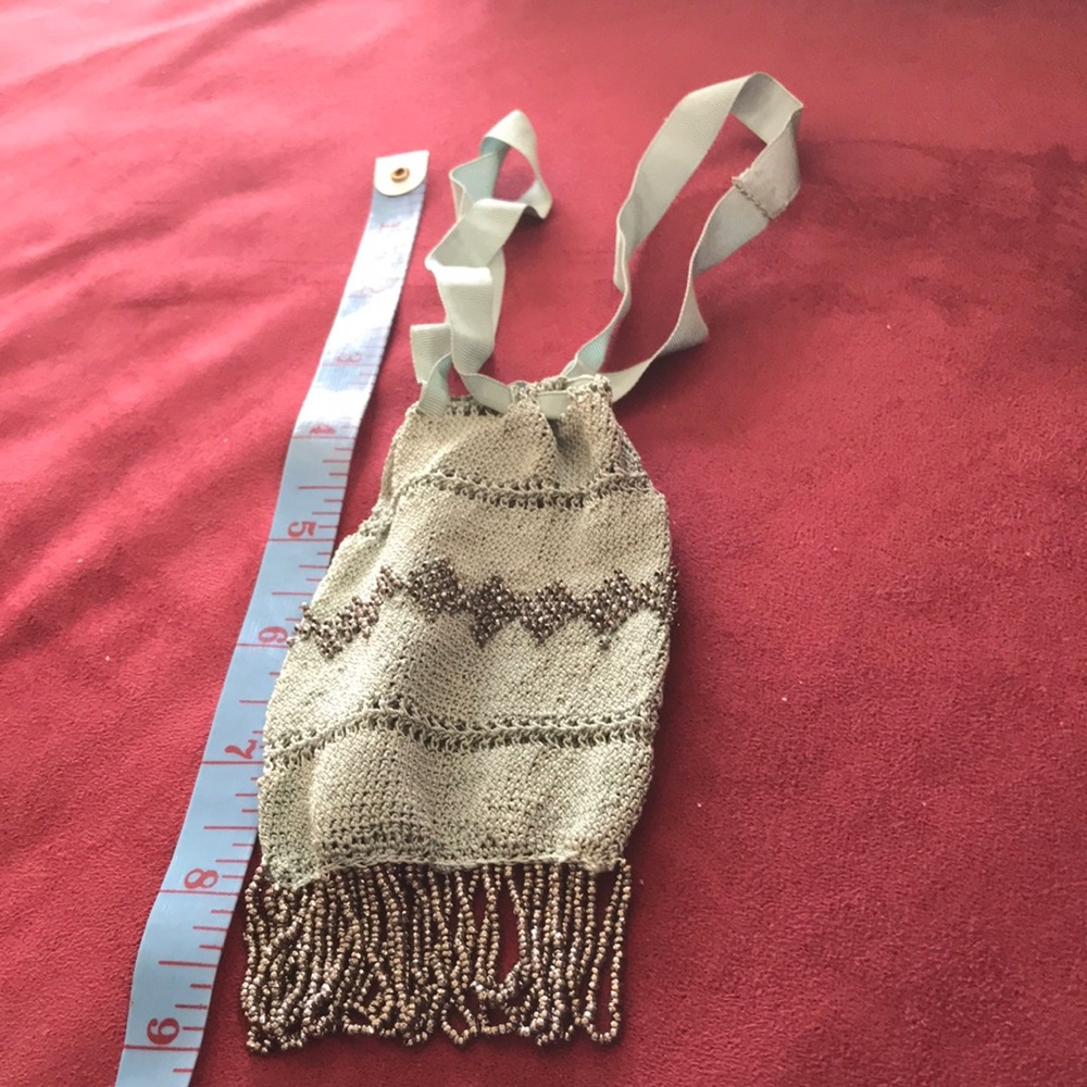 Vintage/antique miser purse delicate metal fringe tiny geometric beadwork